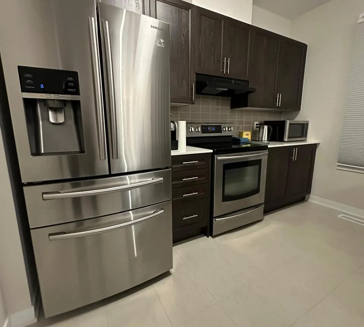 House Of Peace - Includes Wi-Fi, Netflix Apartment Ottawa Canada