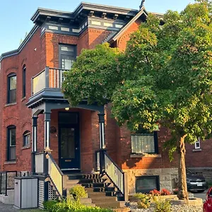 Bed & Breakfast The Century House, Ottawa